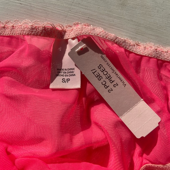 Victoria’s Secret Lingerie Slip Set - Picture 7 of 7